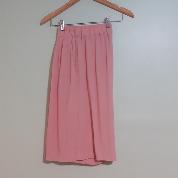 High Waist Wide Leg Culottes, Soft Flowy European Fabric, Wide Leg Pant 2 Pocket - Picture 3 of 6